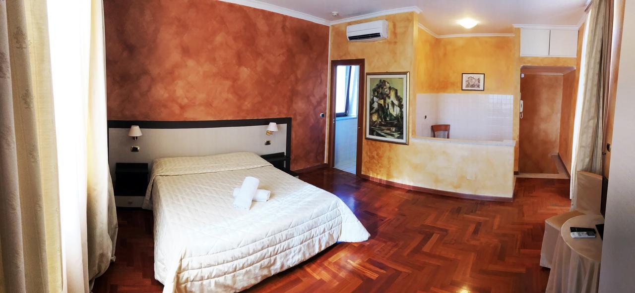 La Locanda Del Palatoraffinato Ciampino Ngoại thất bức ảnh